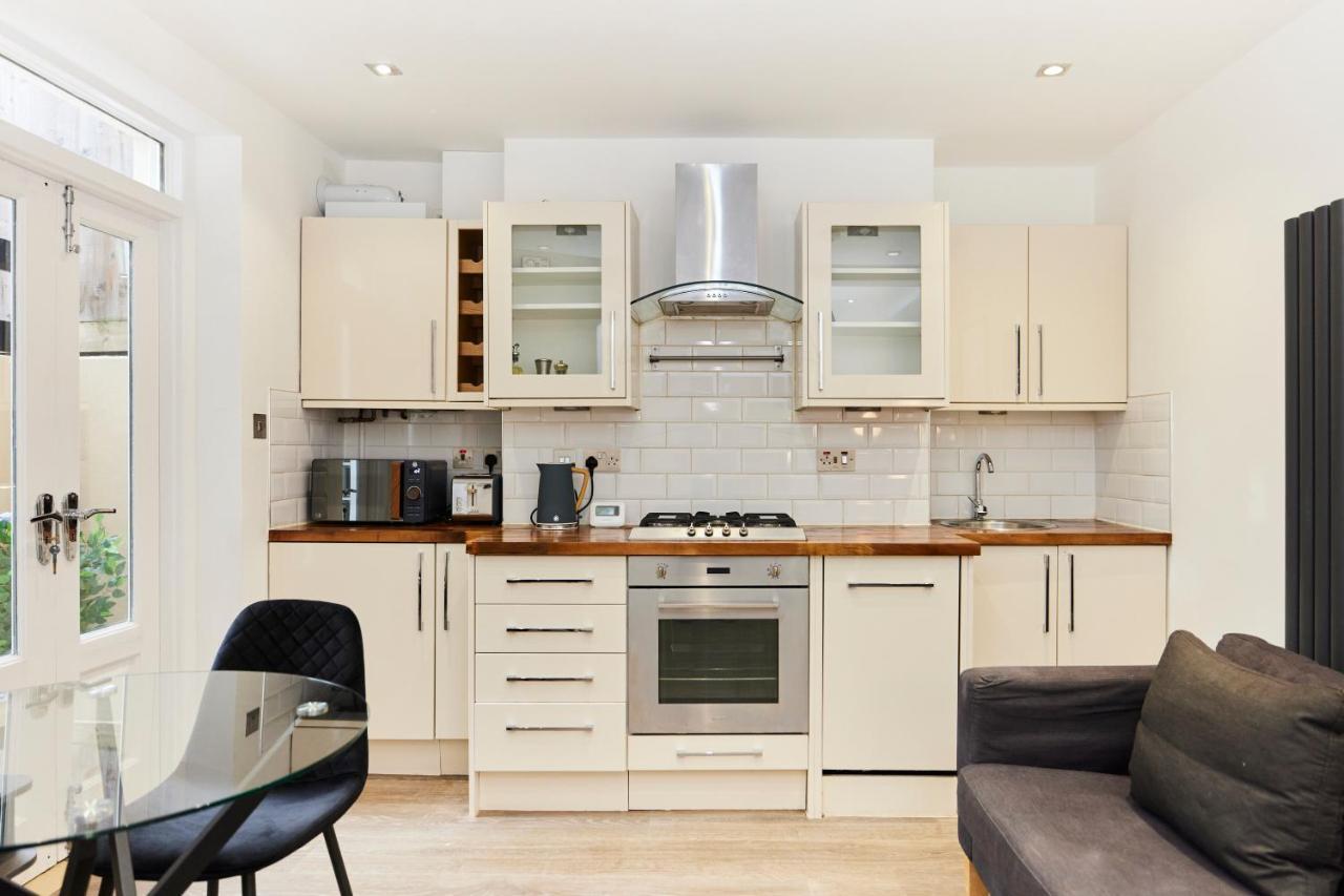 The Bermondsey Place - Cozy 2Bdr Flat London Bagian luar foto